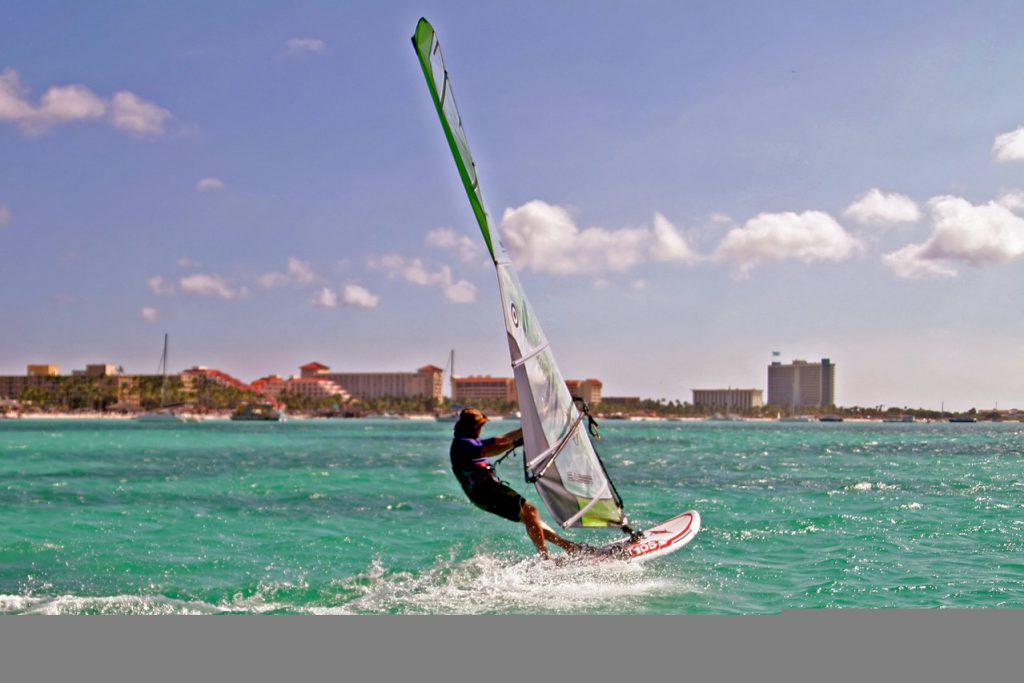Zanim zaczniemy – warto zrobić kurs windsurfingu